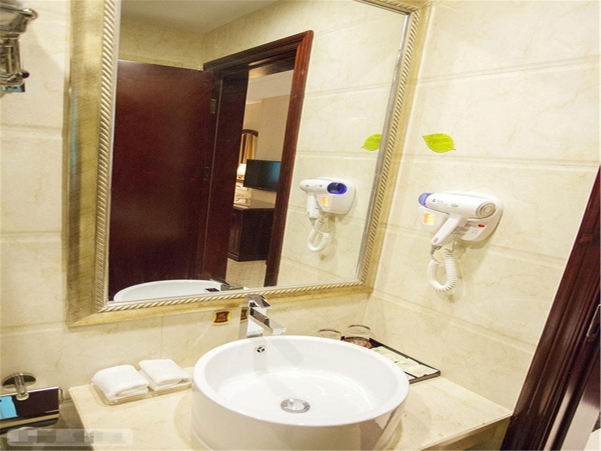 Vienna 3 Best Hotel Wuhan Taibei Road Экстерьер фото