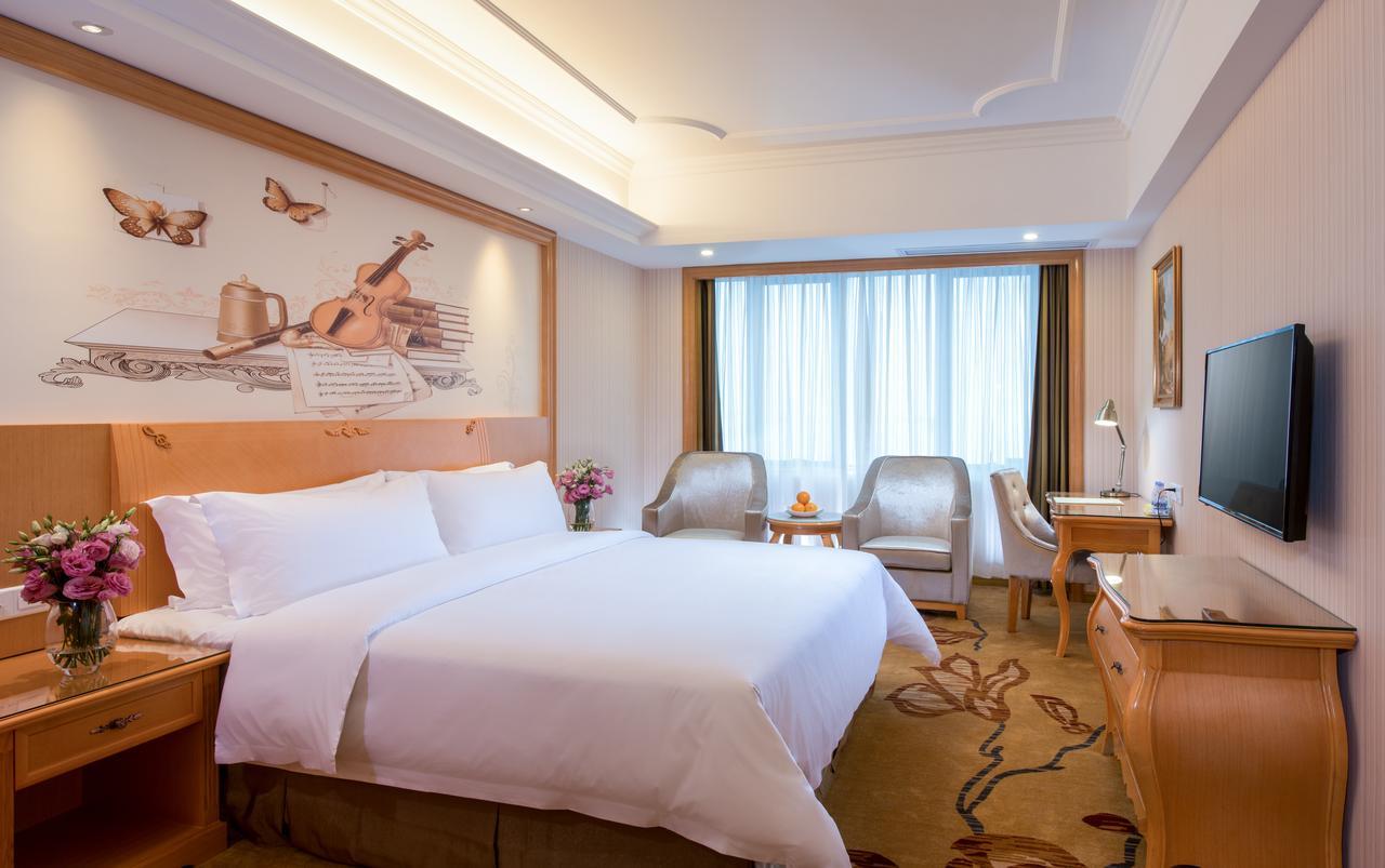 Vienna 3 Best Hotel Wuhan Taibei Road Экстерьер фото