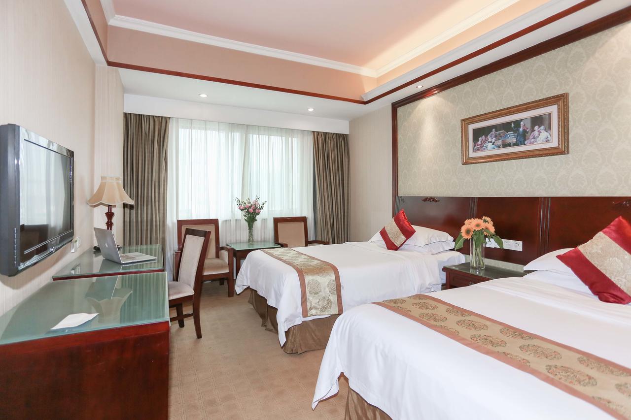 Vienna 3 Best Hotel Wuhan Taibei Road Экстерьер фото