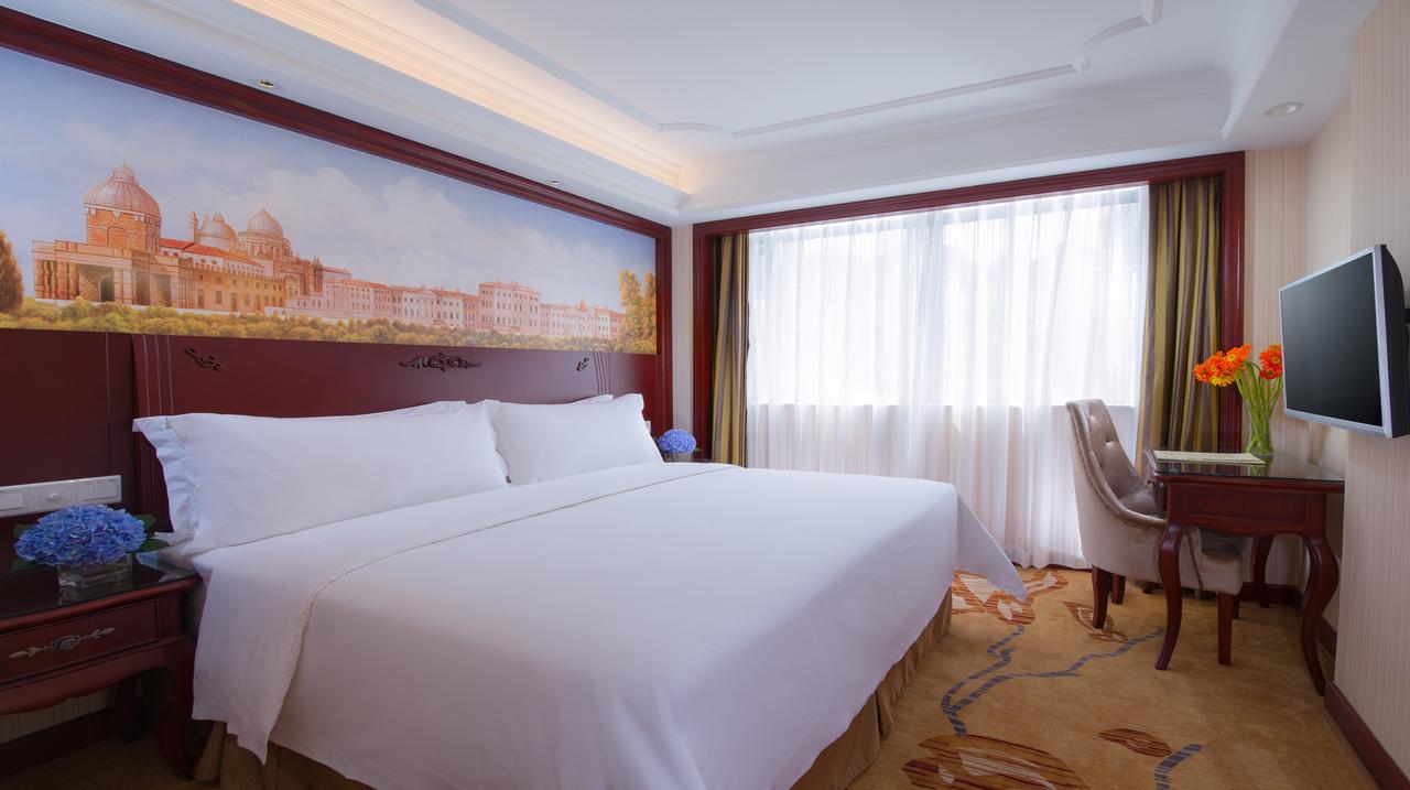 Vienna 3 Best Hotel Wuhan Taibei Road Экстерьер фото