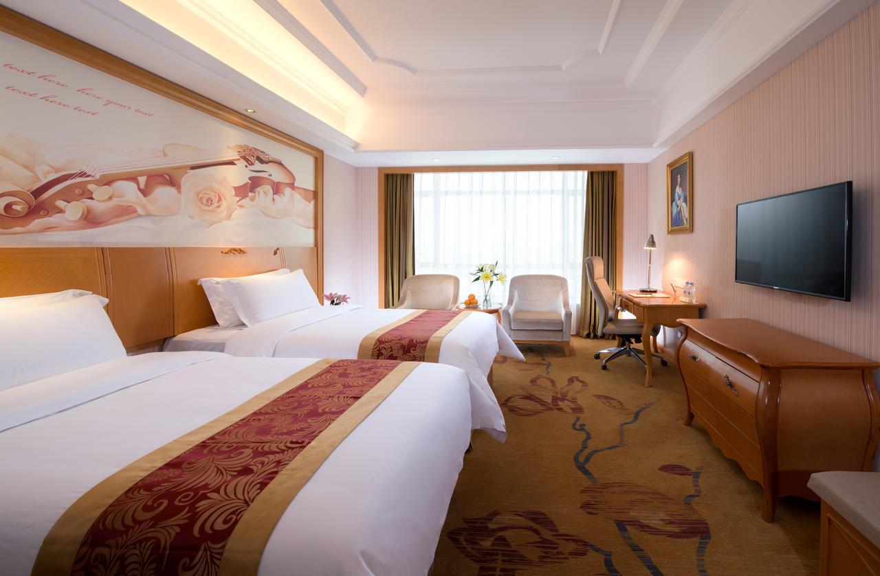 Vienna 3 Best Hotel Wuhan Taibei Road Экстерьер фото